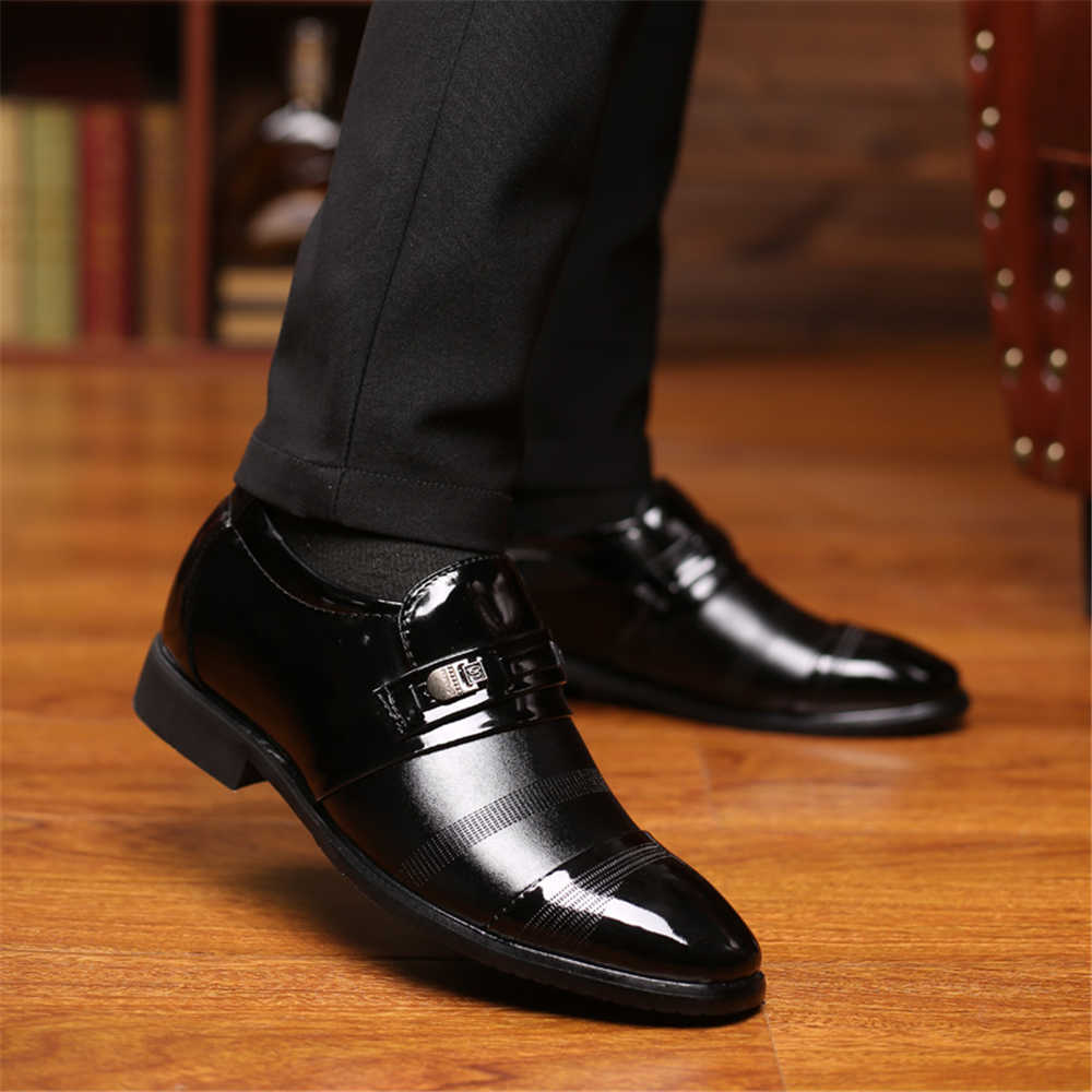 Chaussures de sport colorées à - Luxury Lifestyle Resort avis et prix