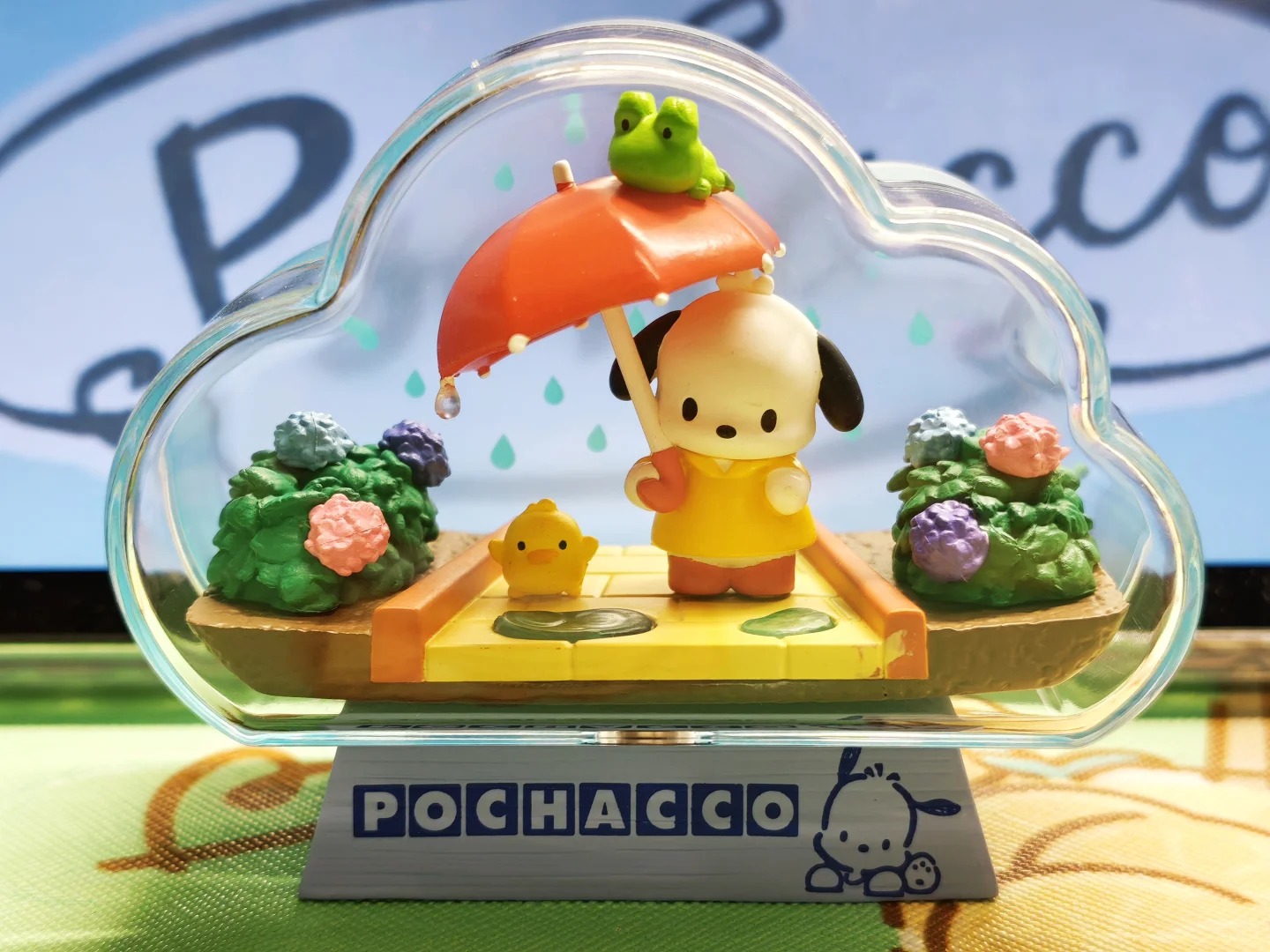 Authentique Pochacco : Boîte M - Crystal Ball Decor avis et prix